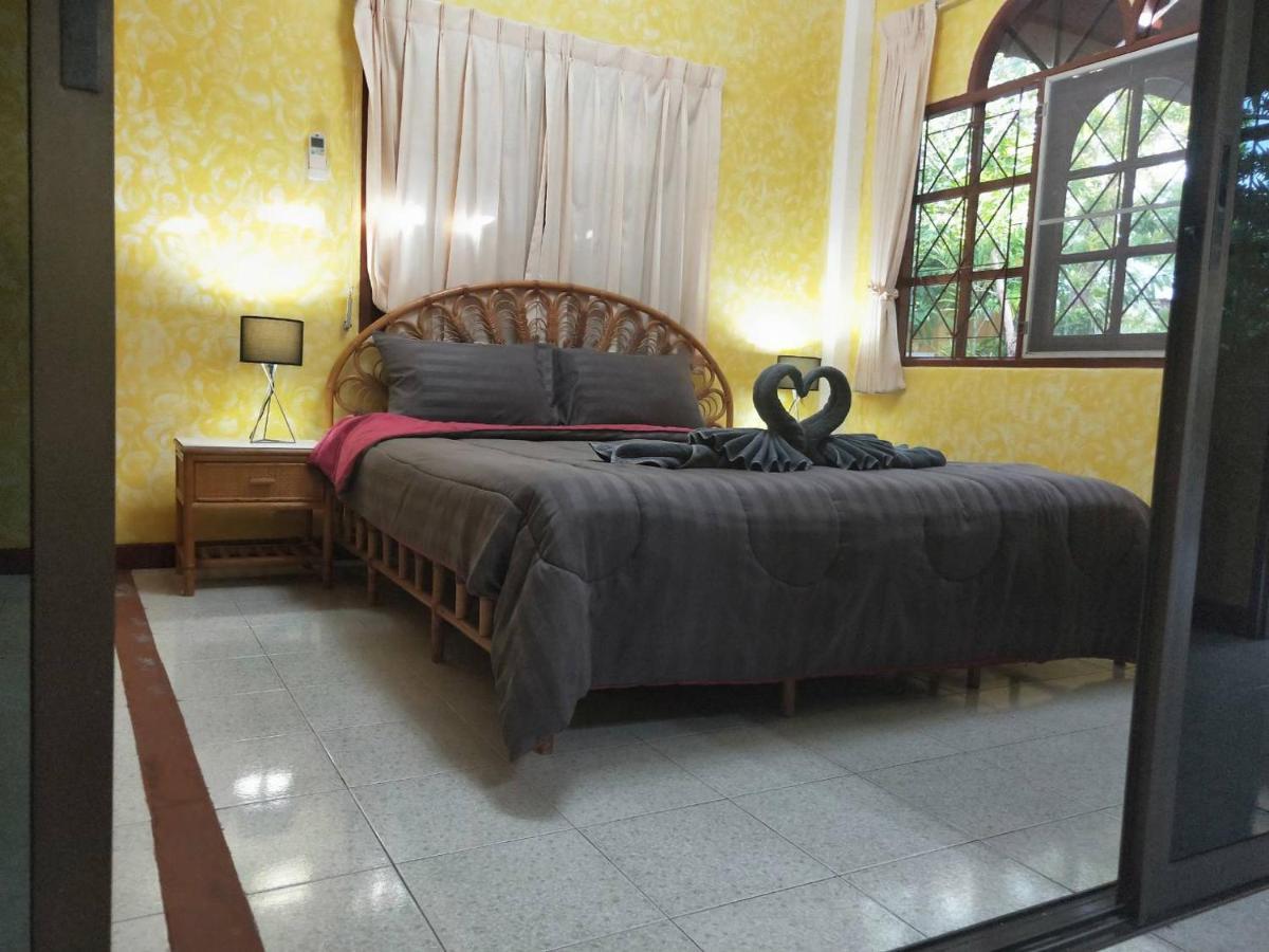Ban Elephant Blanc Bungalow Kata Plajı Dış mekan fotoğraf