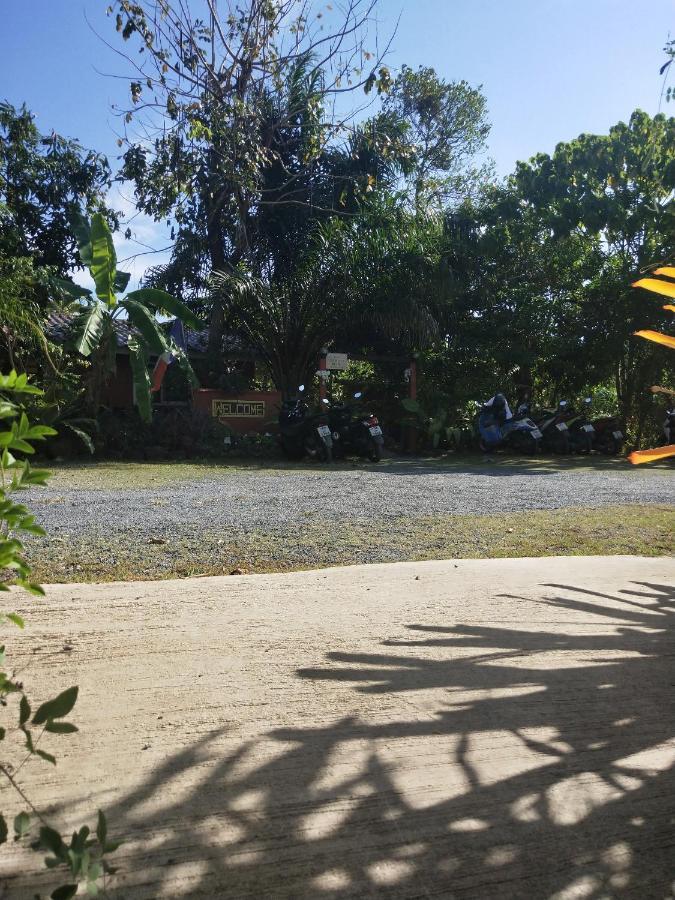 Ban Elephant Blanc Bungalow Kata Plajı Dış mekan fotoğraf